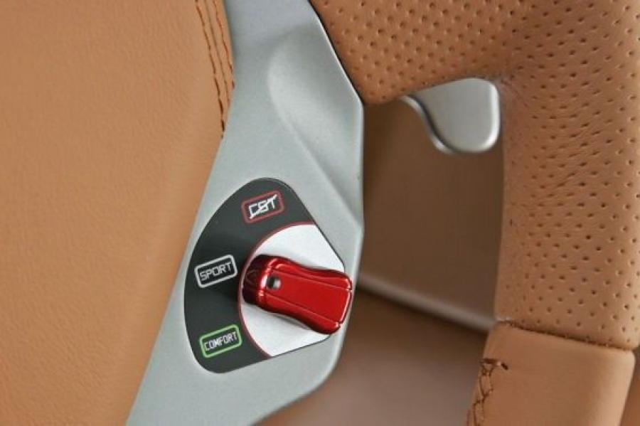 Детали интерьера Ferrari California 2008 года  (фото 201 из 225)